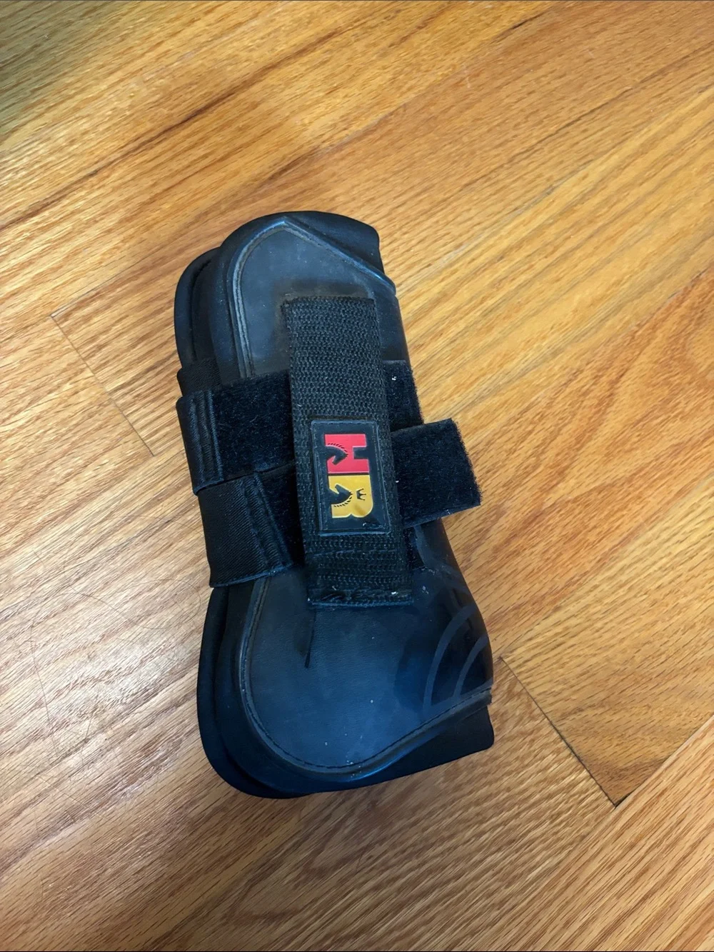 Horse tendon boots